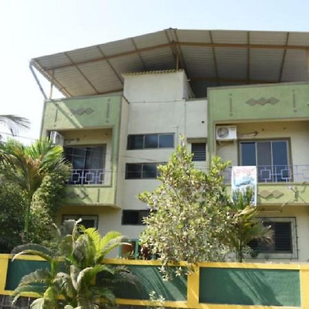Gulmohar Cottages - Home Stay In Alibag Exterior photo