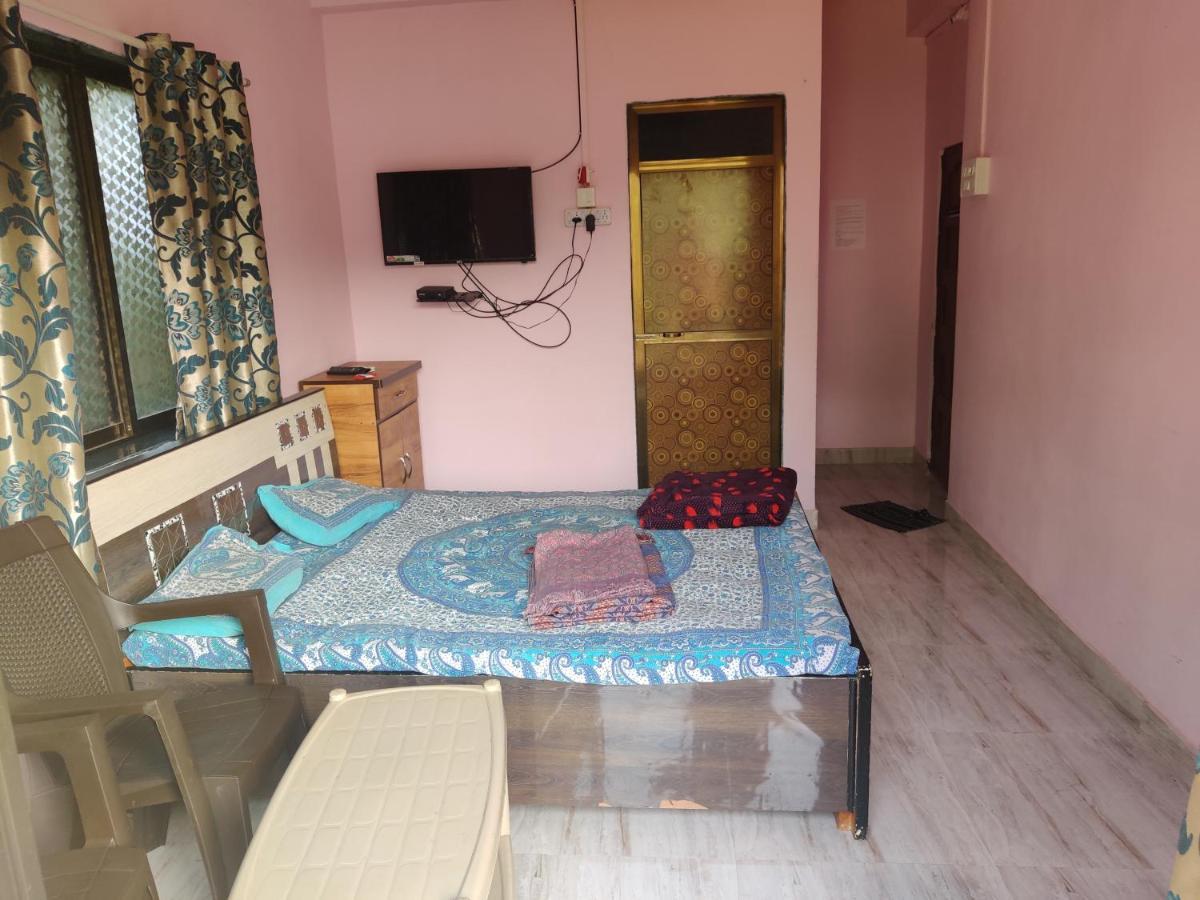 Gulmohar Cottages - Home Stay In Alibag Exterior photo